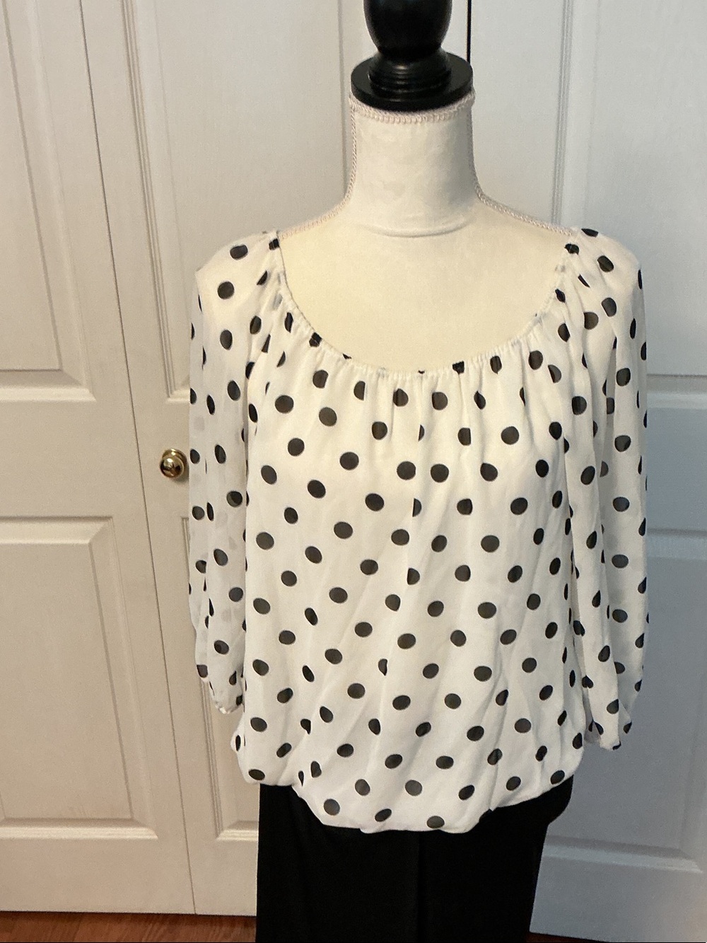 Women’s Black Polka Dot Peasant Blouse - White/Black